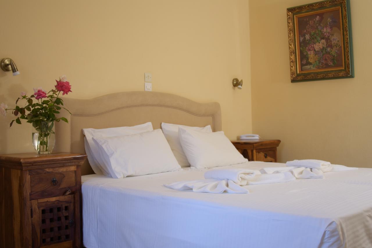 Virginia Hotel Samos Town Exterior foto
